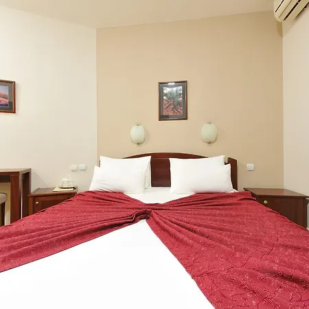 Hotel Dragovic 3*